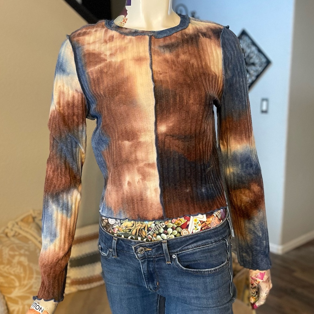 Tie-Dye Long Sleeve Top